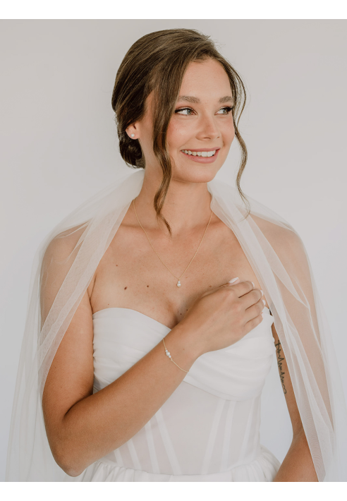 Perlenbräute Ari Collana ()