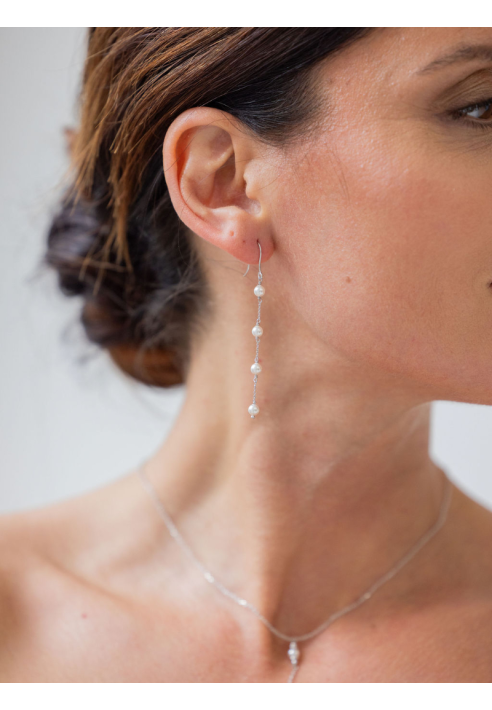 Abrazi Lou Collana ()