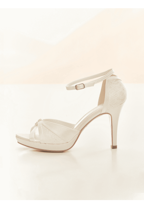 Avalia Alba Scarpe da Sposa ()
