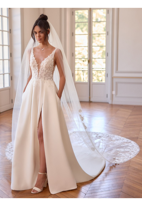 Bianco Evento S550 – Velo in tulle avorio, 350 cm ()