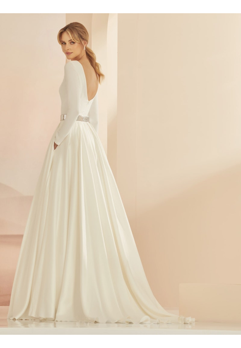 Gonna Bianco Evento Madagascar