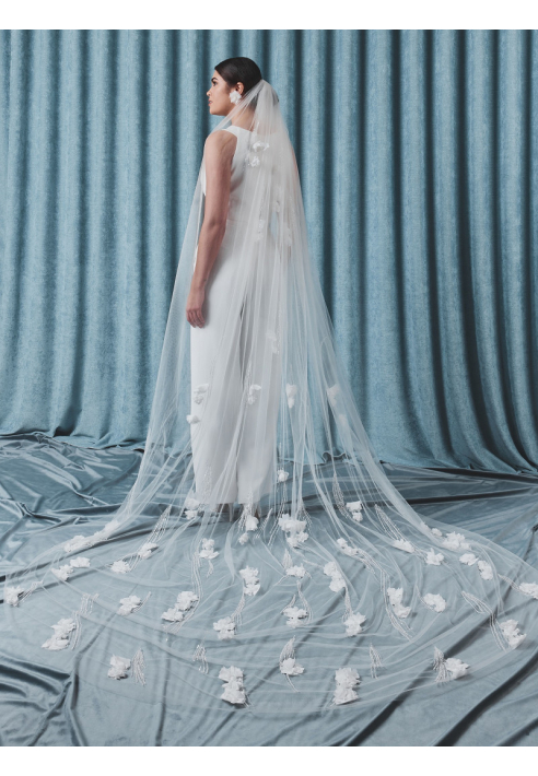 S75516-300-1 Velo con fiori 3D e perle ()