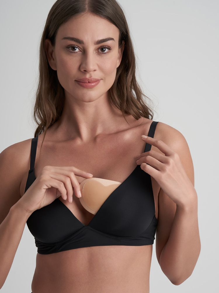 BYE BRA Pads Adesivi Semi Push-Up Beige main product photo
