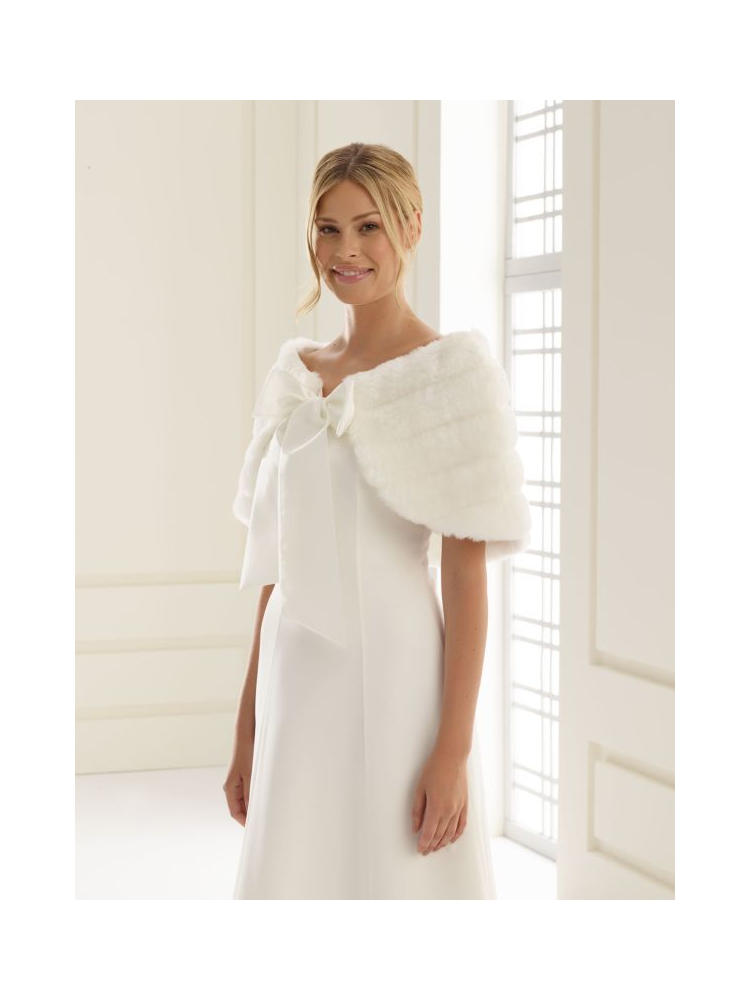Mantelle di pelliccia sintetica Bianco Evento E22 main product photo